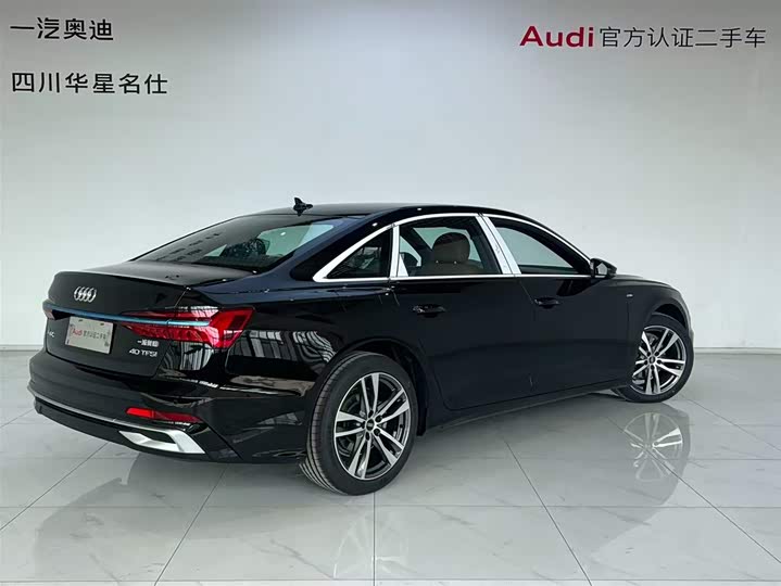 Фото 4 - Audi A6L