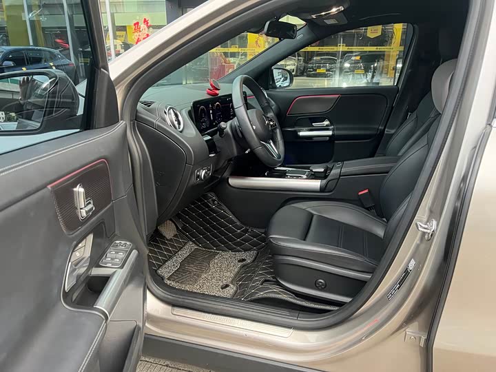 Фото 3 - Mercedes-Benz EQA