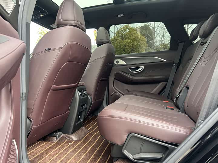 Фото 9 - Jetour X90