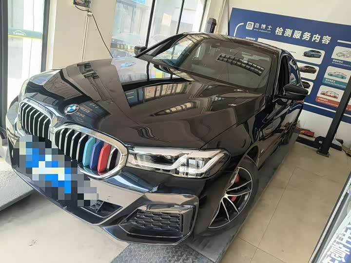 Фото 1 - BMW 5 Series