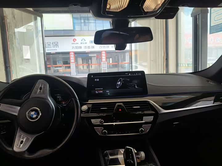 Фото 5 - BMW 5 Series