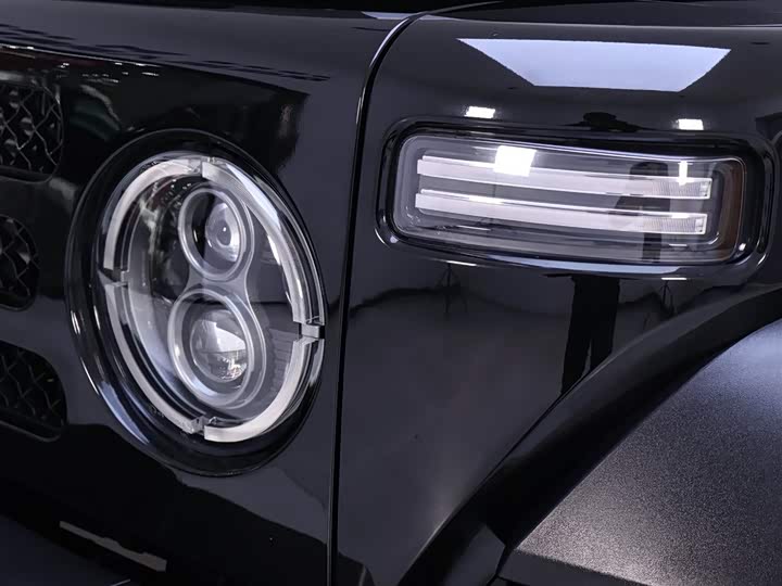 Photo 4 - BAW 212 T01