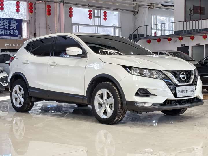 Фото 2 - Nissan Qashqai
