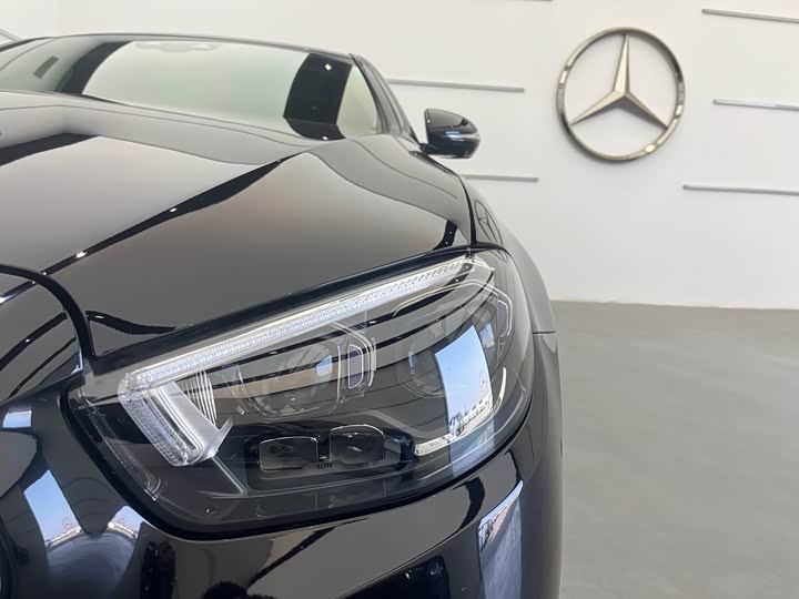 Фото 7 - Mercedes-Benz E-Class