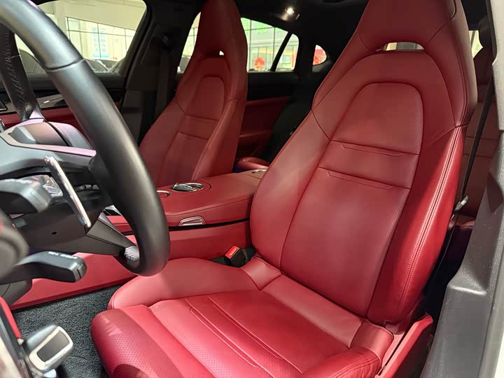 Фото 7 - Porsche Panamera