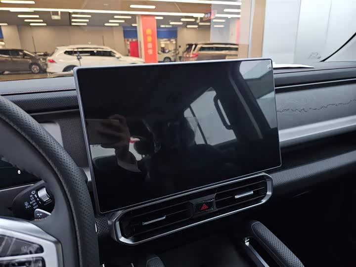 Фото 9 - Jetour T2