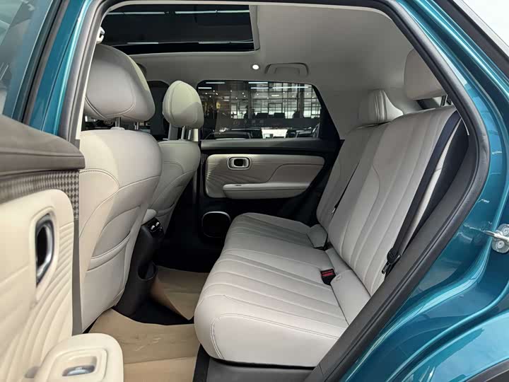 Фото 6 - GAC Aion UT