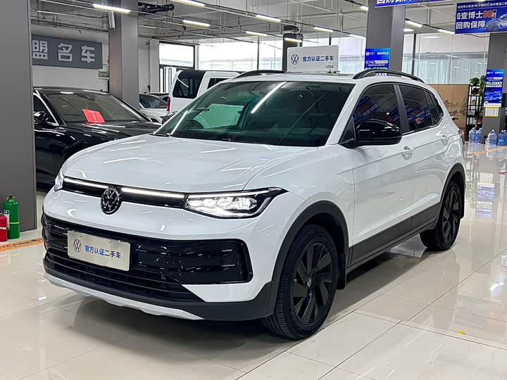 Фото 1 - Volkswagen Tharu