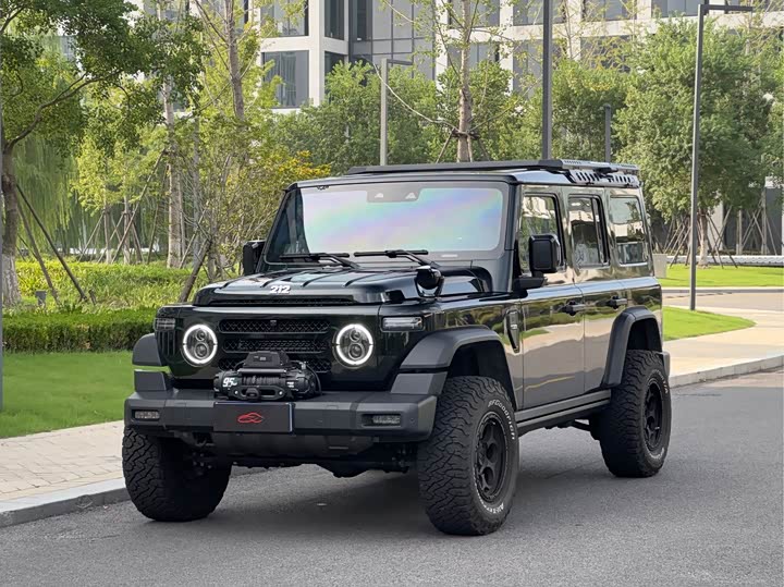 Photo 1 - BAW 212 T01