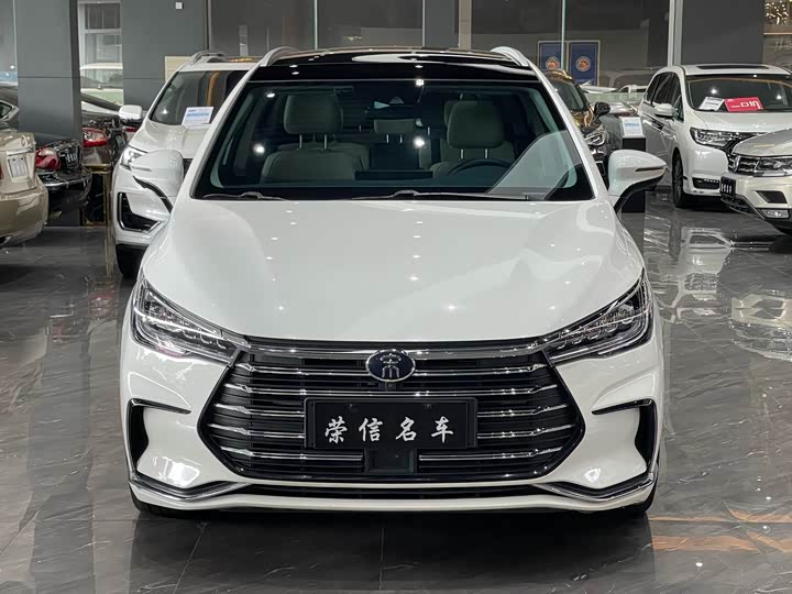Фото 2 - BYD Song Max Hybrid