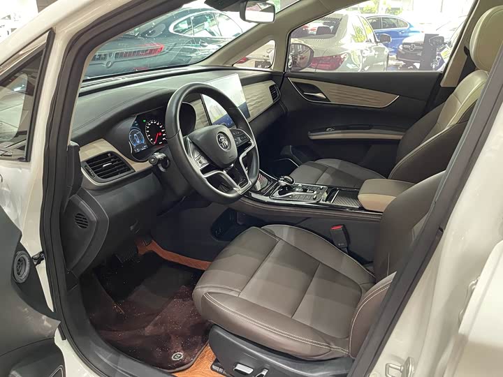 Фото 7 - BYD Song Max Hybrid