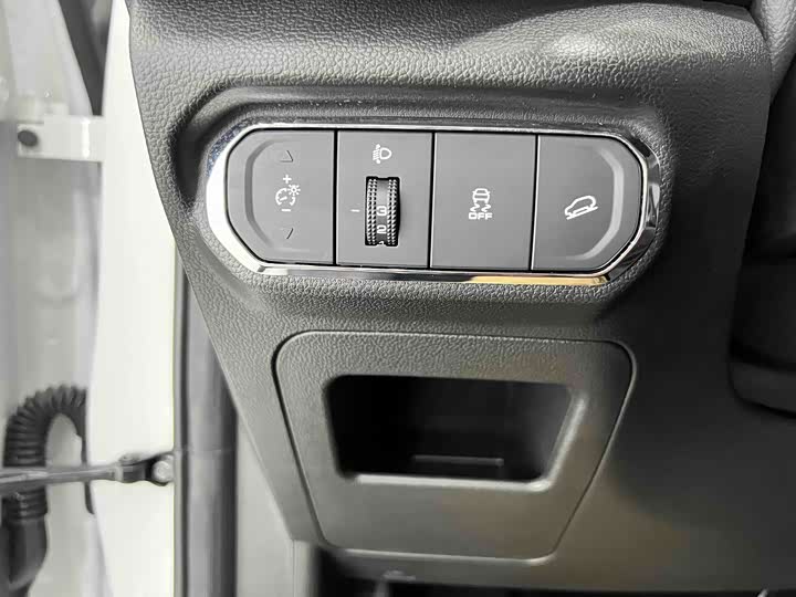 Фото 7 - Haval Jolion