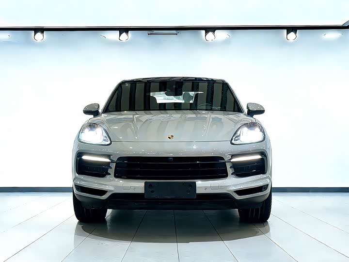 Фото 2 - Porsche Cayenne
