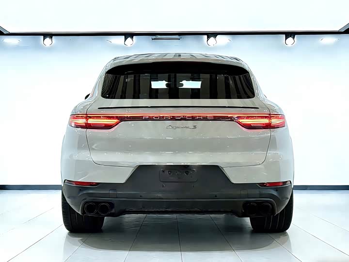 Фото 5 - Porsche Cayenne