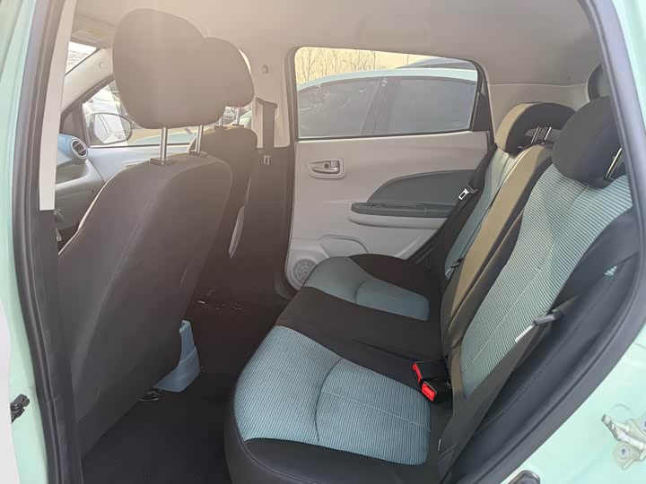 Фото 9 - Changan BenBen E-Star