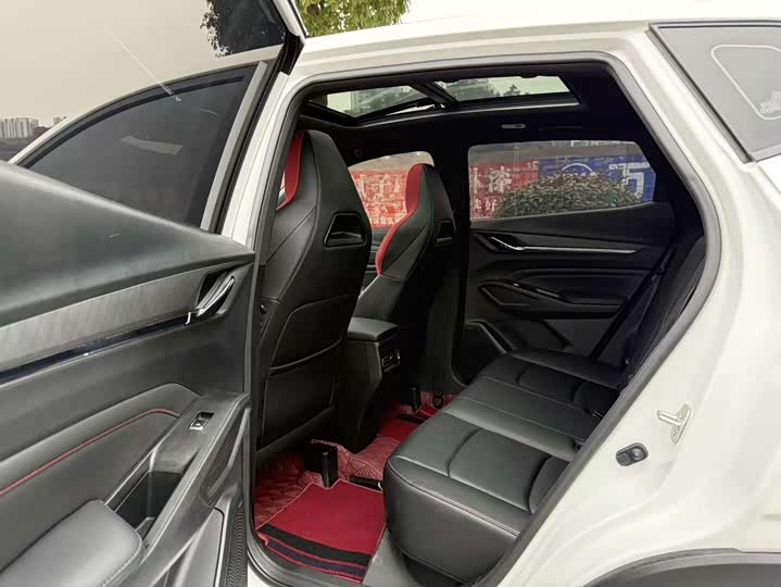 Фото 9 - Changan X5 Plus