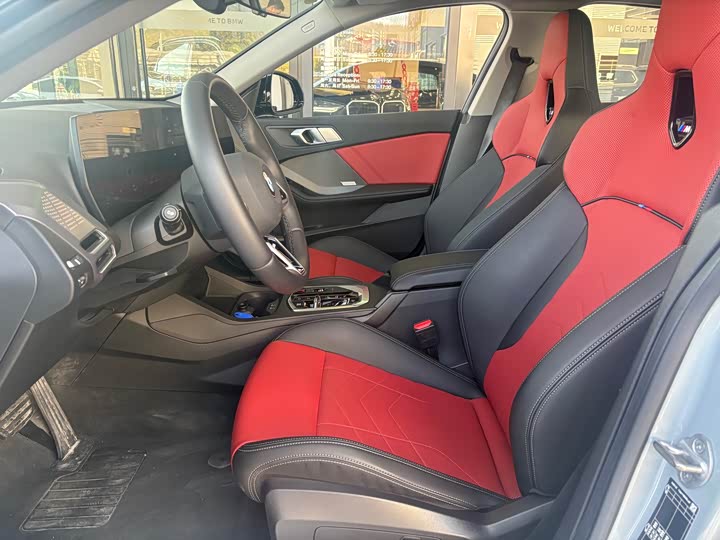 Фото 8 - BMW 2 Series