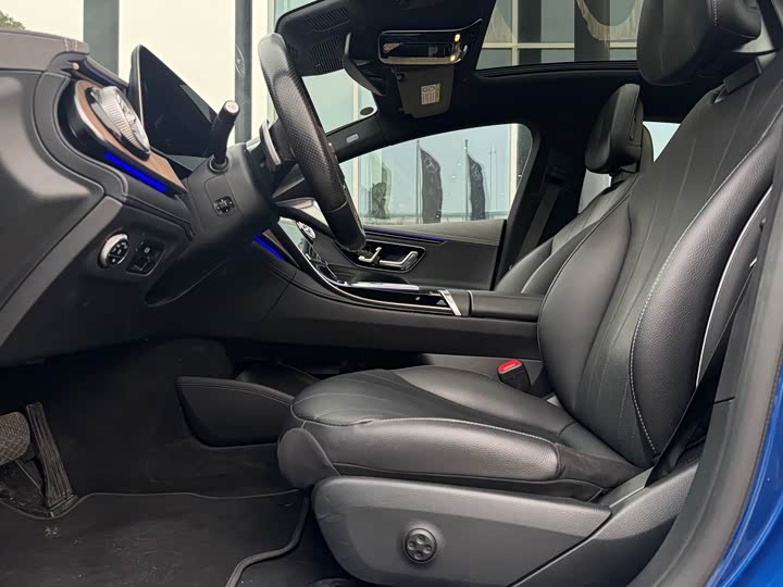 Фото 6 - Mercedes-Benz EQE