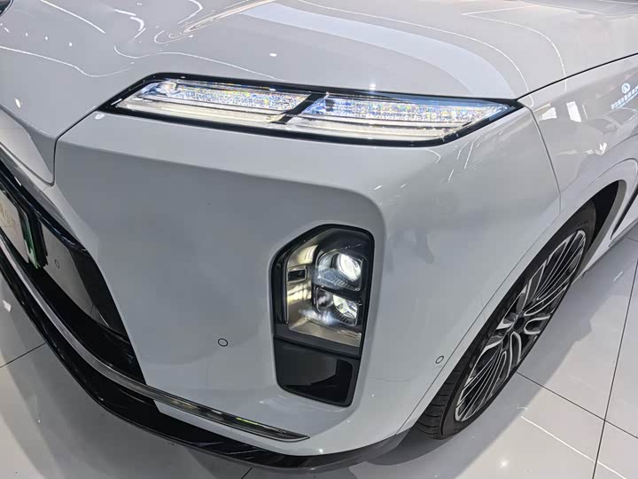 Фото 4 - Nio ES8