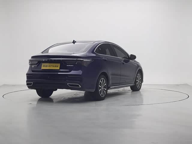 Фото 7 - Chery Omoda S5 (Arrizo 5 Plus)