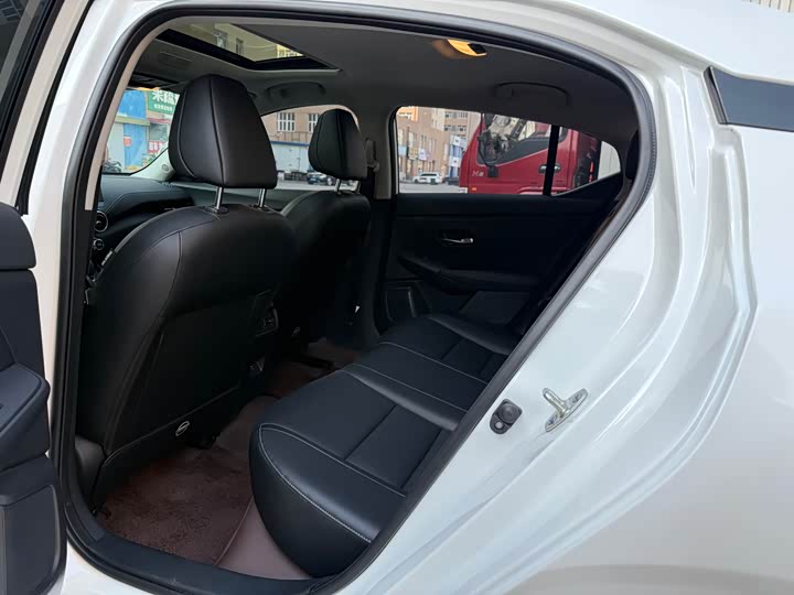 Фото 9 - Nissan Sylphy