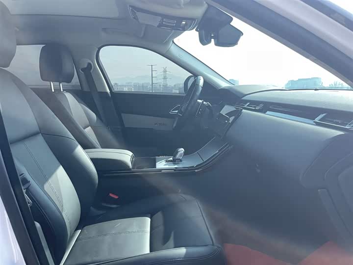 Фото 7 - Land Rover Range Rover Velar