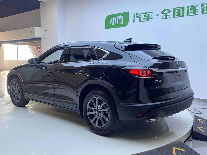 Photo 4 - Mazda CX-4