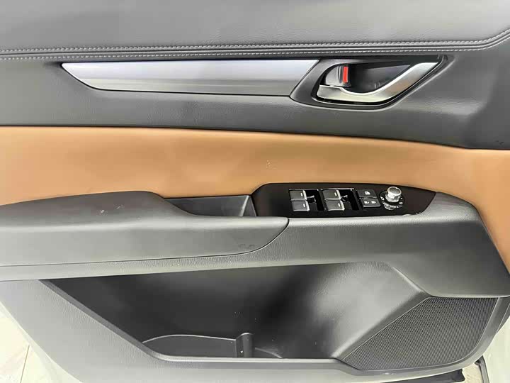 Фото 8 - Mazda CX-5