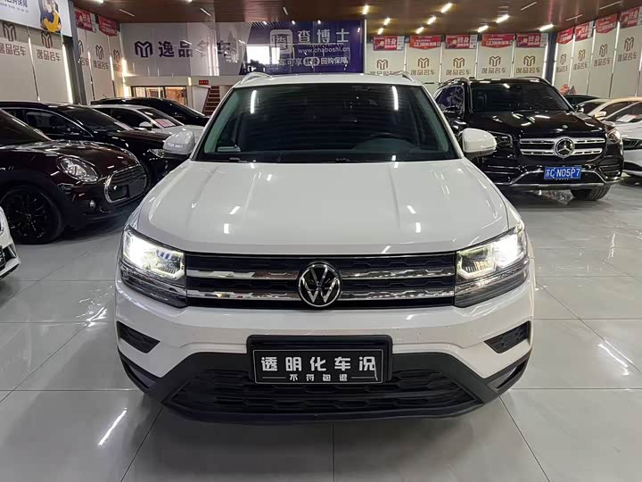 Фото 2 - Volkswagen Tharu