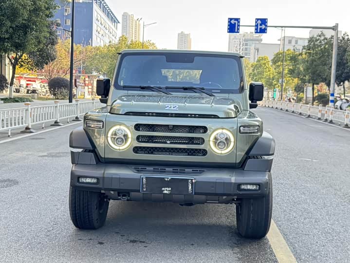 Photo 1 - BAW 212 T01