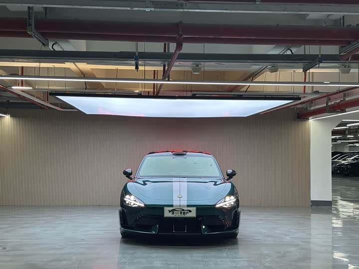 Фото 2 - Xiaomi SU7 Ultra