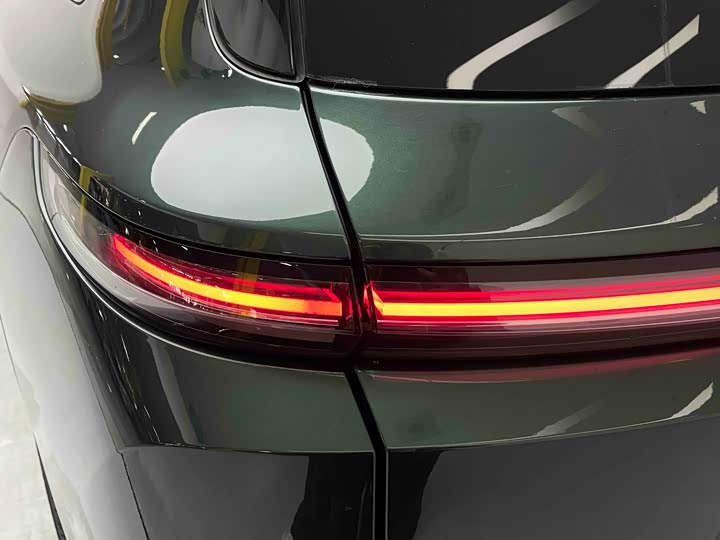 Фото 7 - LiXiang L9