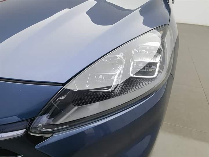 Фото 7 - Ford Escape