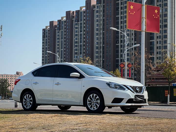 Фото 3 - Nissan Sylphy