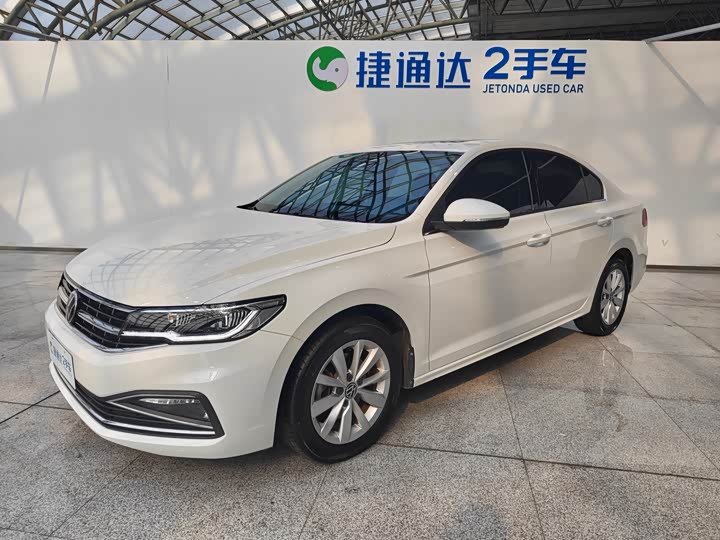 Фото 1 - Volkswagen Bora