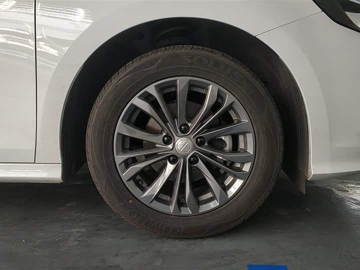 Фото 6 - MG Motor 5