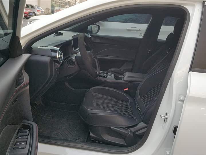 Фото 9 - MG Motor 5