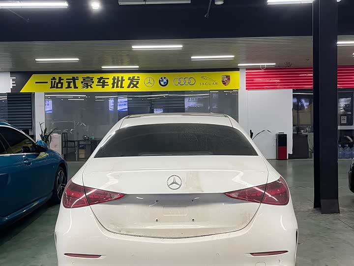 Фото 9 - Mercedes-Benz C-Class