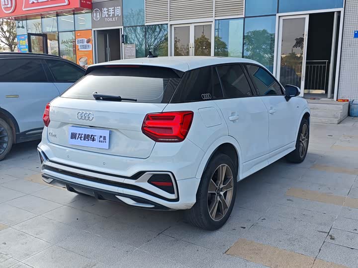 Фото 6 - Audi Q2L