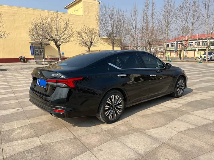 Фото 5 - Nissan Teana