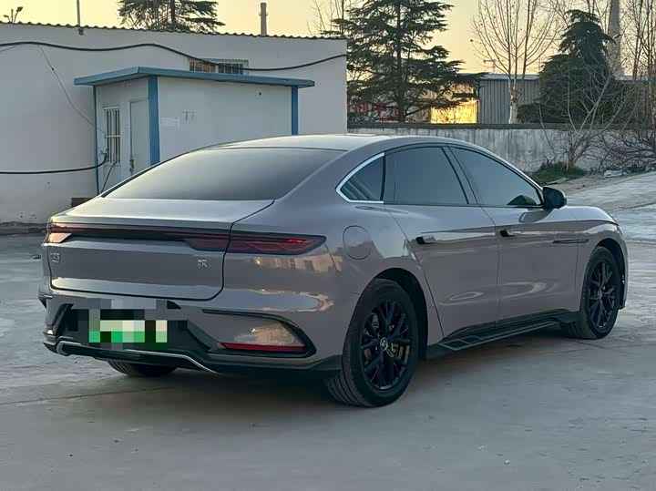 Фото 4 - BYD Han