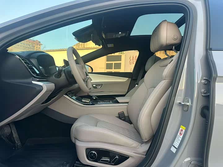 Фото 7 - BYD Han