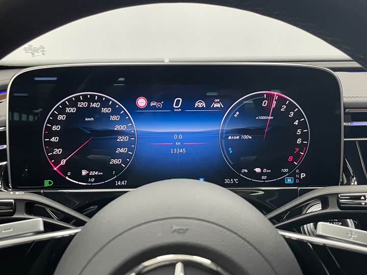 Фото 9 - Mercedes-Benz E-Class Hybrid