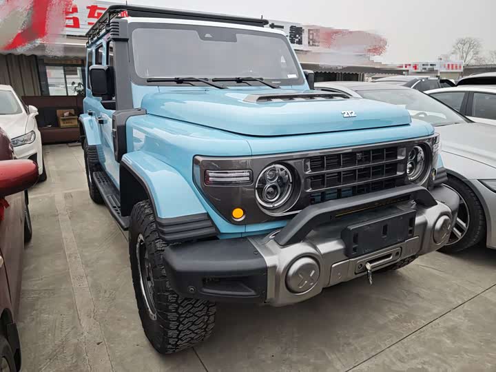 Photo 2 - BAW 212 T01