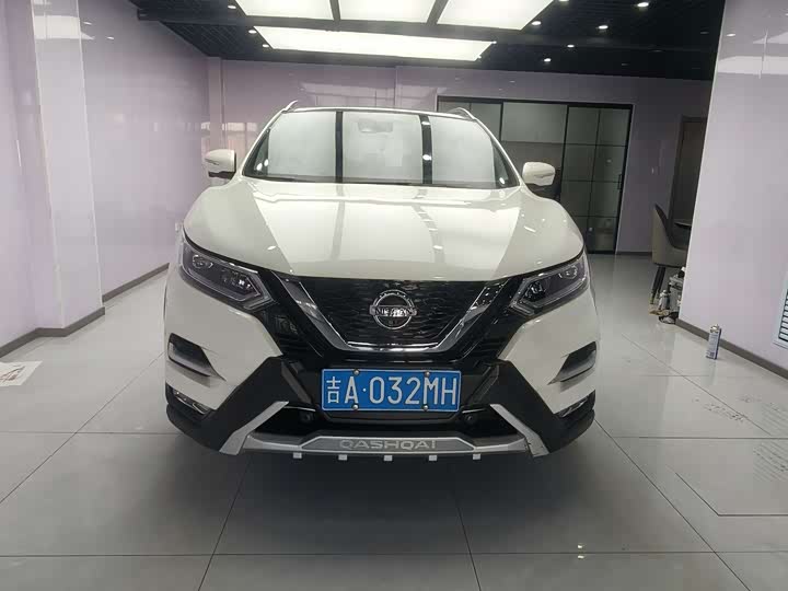 Фото 1 - Nissan Qashqai