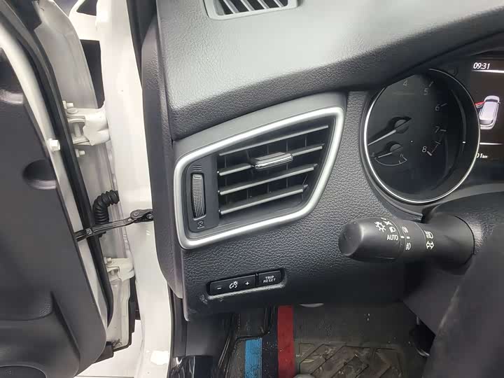 Фото 6 - Nissan Qashqai