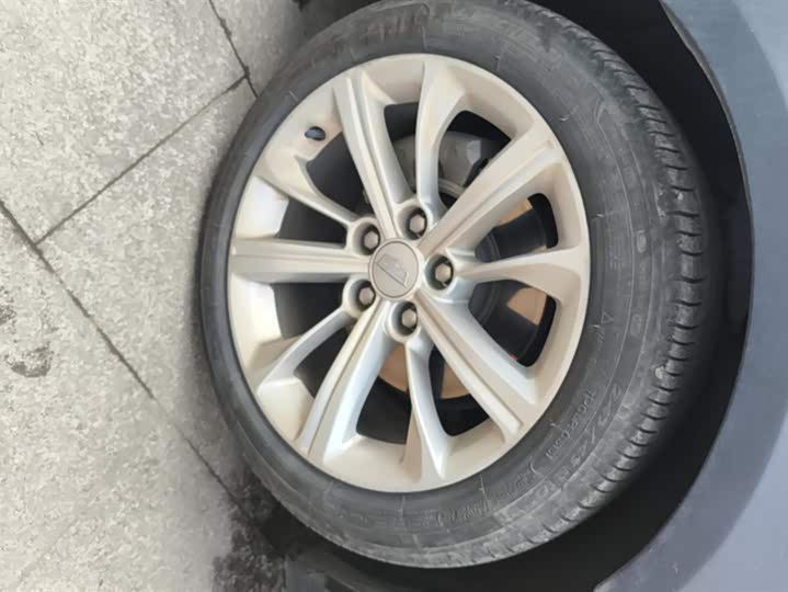 Фото 6 - Cadillac CT5