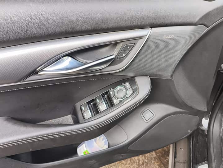 Фото 7 - Cadillac CT5