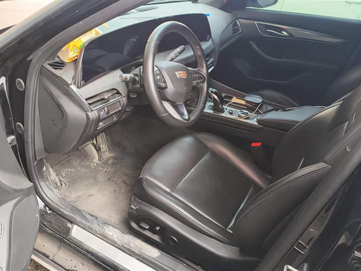 Фото 9 - Cadillac CT5