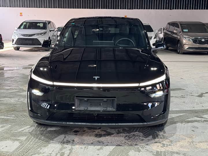 Фото 2 - Tesla Model Y